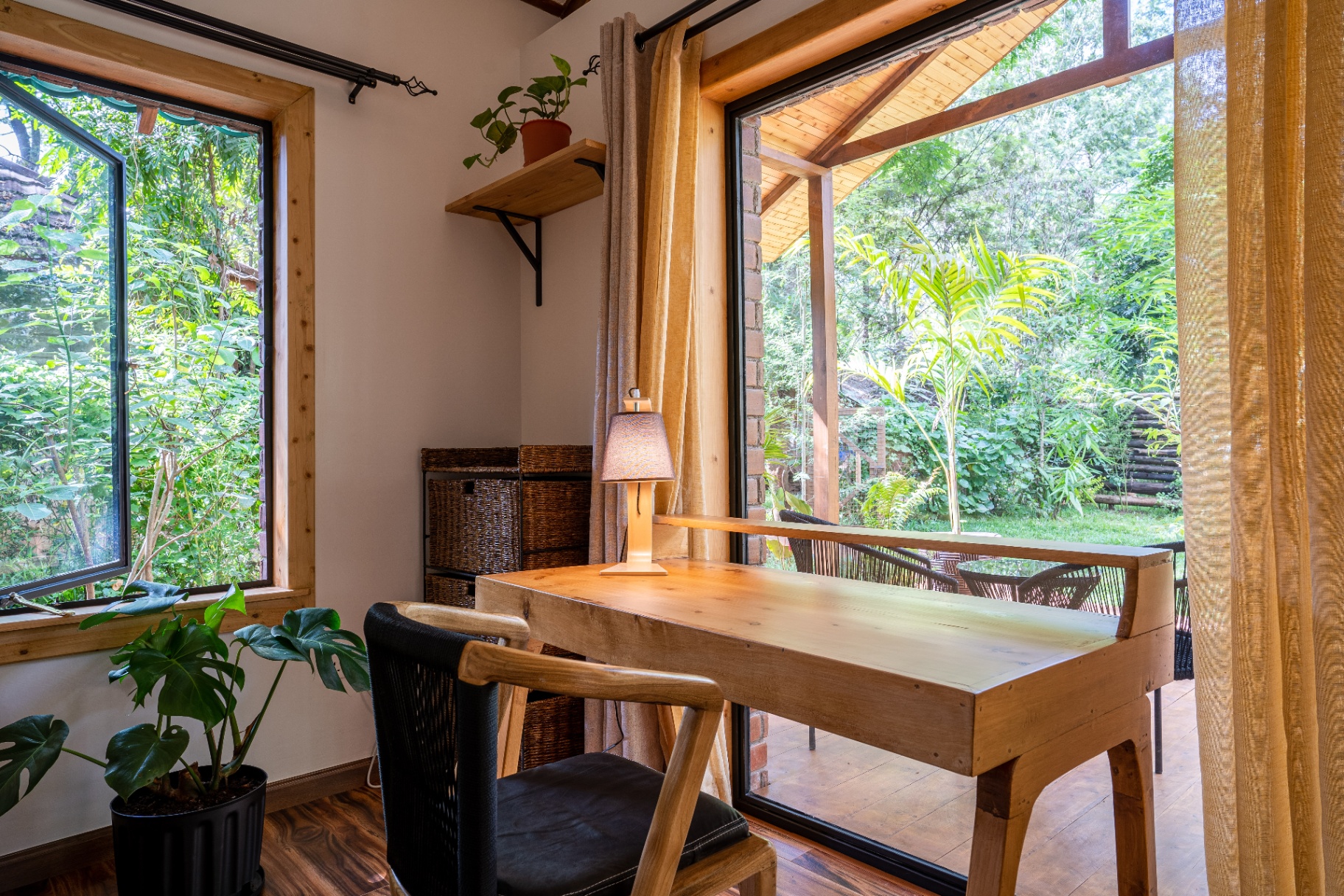 Work with a view & fast WiFi — experience for guests staying at Jungle Oasis Nairobi